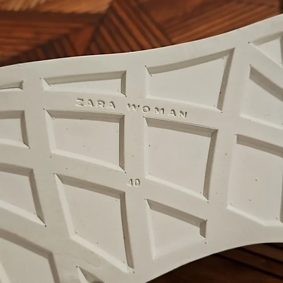 Zara Woman sequin beaded rhinestone embellished shoes sz.9.5 slip on NWOT - Picture 4 of 11